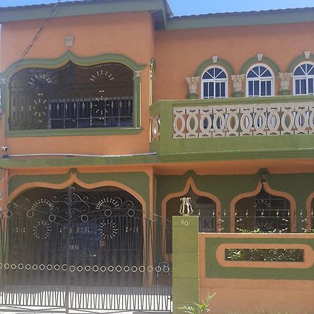 Jamaica Oasis Suite พอร์ทมอร์ ภายนอก รูปภาพ