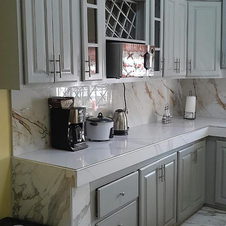Jamaica Oasis Suite พอร์ทมอร์ ภายนอก รูปภาพ