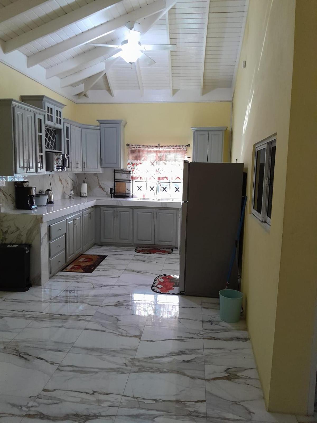 Jamaica Oasis Suite พอร์ทมอร์ ภายนอก รูปภาพ
